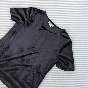 🖤 Black Vintage Velvet Top